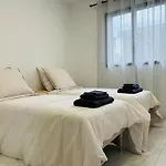 Climatisee Avec Piscine Partagee , Terrasse Et Parking