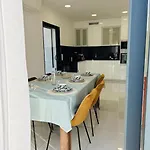 Climatisee Avec Piscine Partagee , Terrasse Et Parking Prunelli-di-Fiumorbo