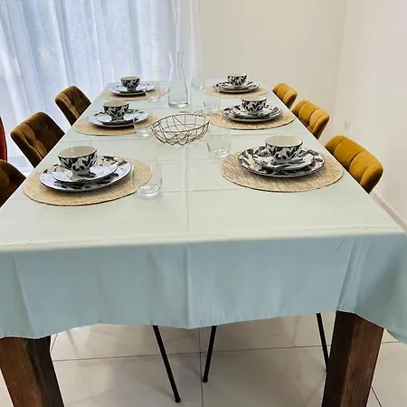 Climatisee Avec Piscine Partagee , Terrasse Et Parking Semesterbostad *