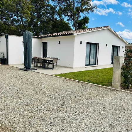 Climatisee Avec Piscine Partagee , Terrasse Et Parking Semesterbostad