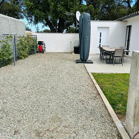 Semesterbostad Climatisee Avec Piscine Partagee , Terrasse Et Parking *