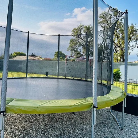 Climatisée Avec Piscine Partagée , Terrasse Et Parking Casa vacanze Prunelli-di-Fiumorbo