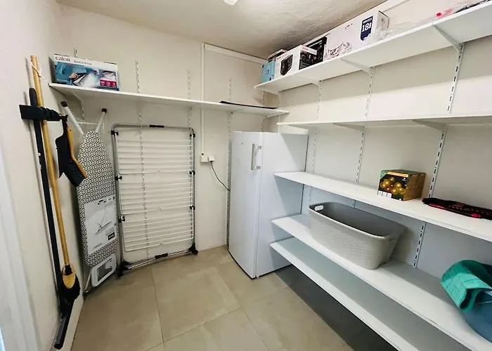 Climatisee Avec Piscine Partagee , Terrasse Et Parking Ferienhaus *