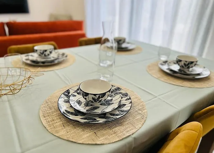 Climatisee Avec Piscine Partagee , Terrasse Et Parking